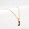 Collar dorado con colgante de letra J en esmalte negro y cadena fina de acero inoxidable - Letra J Dorada