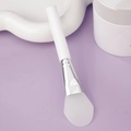 Flat tongue-shaped white silicone face mask brush with elegant silver metal ferrule - Slanted Tail Style F / White