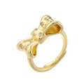 Detailopname van de goudkleurige strikring met kristallen en verstelbare ringband - Gouden Strik