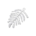 Détail d'un pendentif en forme de feuille argentée avec texture en métal martelé - VD1589 Feuille-Or Blanc