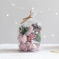 Deko-Set mit rosa und natürlichen Zapfen sowie silbernen Kugeln in einer Geschenktüte - Stil B (Mit rosa Kiefernzapfen/Silberkugeln)