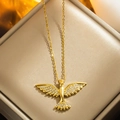 Collier doré avec pendentif phénix serti de zircons brillants sur chaîne fine - Doré