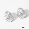 Minimalist silver egg-shaped earrings with wavy texture and high polished metal finish - Oval Water Ripple Style (PD3428) / Silver