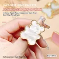 Anello tavolozza nail art a forma di orsetto bianco con bordo dorato e texture - Orso bianco