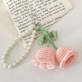 Handmade crochet lily of the valley keychain with pink flowers and white pearl strap - 2 Flowers / Pink