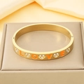 Detail view of gold 18K plated stainless steel bracelet with orange LOVE lettering and rhinestones - Orange LOVE Letter Heart Zircon (KB210531-KSZ)