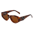 Cat eye oval tortoiseshell sunglasses with brown lenses and metal triangle temple detail - Leopard Frame / Tea Lens