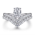 Oval cut zircon 925 sterling silver ring set with matching V-shaped wedding band - US Size 5 / Oval Main Stone with V-Shaped Band Set