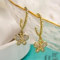 Boucles d'oreilles papillon dorées minimalistes avec zircons brillants et crochets texturés - Papillon / Doré