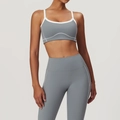 Mattes graues Yoga-Set mit weißen Kontrastpaspeln, bestehend aus Sport-BH und High-Waist-Leggings - S / Eisengrau