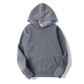 Détail d'un sweat à capuche gris foncé avec poche kangourou et poignets côtelés - S / Gris foncé