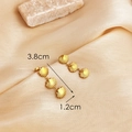 Goldene Edelstahl-Ohrhänger mit dreifacher Muschel, Maße 3,8 cm mal 1,2 cm groß - Gold