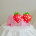 Braccioli gonflabili rosa per bambini con motivo fragola su una superficie di stoffa bianca - Braccioli Fragola
