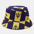 Dettaglio del motivo a tridente della bandiera delle Barbados sulla tesa del cappello - M (56-58cm) / Tridente a Tema Barbados (Colore #8)