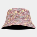 Close-up of pink floral bucket hat with detailed daisy print and reinforced stitching - M (56-58cm) / Pink