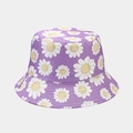 Gros plan du chapeau bob violet avec broderie détaillée de marguerites jaunes et blanches - M (56-58cm) / Imprimé Marguerite Violet (Couleur 5#)