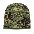 Détail de la texture tricotée et du motif camouflage numérique vert du bonnet d'hiver - M(54-60cm) / Vert Foncé Camouflage