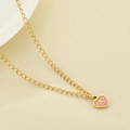 Collier doré avec pendentif cœur rose et motif de nœud pour femmes - Style Cœur avec Nœud Rose (KN295279-Z)