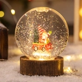 Boule à neige de Noël lumineuse avec Père Noël en voiture et socle en bois vintage - Père Noël en Voiture