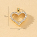 Detailansicht Gold Herzanhänger mit Zirkonia-Steinen, Abmessungen 2,5 cm x 2 cm für Schmuck - C-Gold Weißer Zirkon