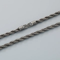 Collana a catena in acciaio al titanio con chiusura a scatola in metallo grigio scuro - Bracciale Intrecciato Nero Antico (22,5 cm)