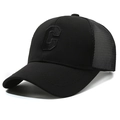 Schwarze Mesh-Basecap mit 3D-besticktem C-Buchstaben und atmungsaktivem Trucker-Design - Verstellbar / Schwarz mit schwarzer Stickerei