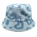 Detalle de sombrero de pescador de peluche azul con textura suave y patrones de corazones - M (56-58cm) / Azul claro