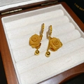 Rhinestone Round Flower Pendant Ear Buckle