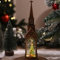 Vue détaillée de la lanterne église de Noël en bronze avec sapin et paillettes dorées - Église à Eau Sapin de Noël