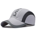 Quick-dry light grey sports cap with black mesh panels and din logo embroidery - Adjustable / Light Gray