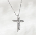 Collana a croce con un ciondolo in argento lucido e un ciondolo in zircone scintillante - Stile Doppia Croce Placcato Oro Bianco (NAB09-7) / Argento