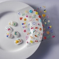 Détail d'autocollants pour ongles gaufrés 3D avec cœurs colorés et icônes mignons - Coeur Arc-en-ciel Cerises Style INS (FEB-488)