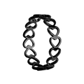 Dettaglio dell'anello in acciaio inossidabile nero con motivi a cuore traforati - US 6 / Nero