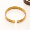 Moderno bracciale a C placcato oro 18K in acciaio inossidabile con trama a molla elastica - 06 Oro