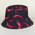 Cappello da pescatore reversibile con motivo peperoncino rosso su cotone nero per viaggi - M (56-58cm) / Nero