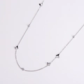 Collana a farfalla in argento con ciondoli in strass su una catena sottile lucida - Color Acciaio