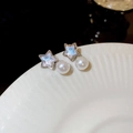 Vintage zilveren ster oorbellen met iriserende details en hangende witte parels - Zilveren Ster Parel Oorbellen (49#)