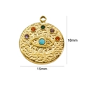 Makroansicht des goldenen Evil Eye Anhängers mit Türkis und Maßen 18 mm mal 15 mm - 7003 Buntes Zirkonia Böses Auge