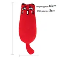 Gioco per cani in peluche a forma di gatto rosso con misure di 16 cm di lunghezza e 5 cm di larghezza - Gatto in Lino Rosso