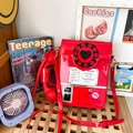 Borsa a tracolla retrò rossa a forma di telefono in pelle verniciata lucida con disco - Rosso