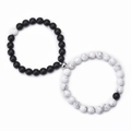 Bracelets magnétiques pour couples avec pierres blanches et noires et fermoir cœur - Pierre mate et howlite blanche naturelle