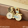 Golden bicycle charm with blue and white enamel detailing and floral basket accessory - Gold Bicycle Style (KLJ9471-ZLA)