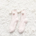 Chaussettes de sommeil douces en polaire corail rose pour femme avec pompons blancs - Rose Clair avec Pompon