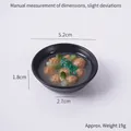 Porte-clés miniature de soupe miso japonaise avec boulettes et oignons en bol noir - Soupe aux Légumes et Boulettes - Sans Anneau