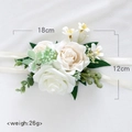 Eleganter weißer künstlicher Rosen-Handgelenksschmuck mit Seidenbändern für Brautjungfern - Hellchampagner