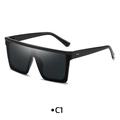 Gafas de sol cuadradas oversize en negro brillante con detalles de tachuelas de plata - Negro Brillante / Gris