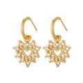 Gouden hartvormige oorknoppen met sprankelende kristallen en een hol C-ring ontwerp - Open Hart Strass Oorbel Stijl (CX-E997)