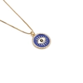 Goldene Halskette mit blauem Evil Eye Anhänger und Zirkonia auf weißem Hintergrund - Blau