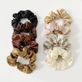 Set di 8 elastici scrunchie in raso in vari colori, tra cui oro, rosa e marrone cioccolato - Set Moda Da 8 Colori 8 Pezzi