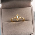 Bague baroque vintage dorée avec pierre opale irisée et accents de zircons blancs - Or / Style Baroque Rétro Irisé (Style 41)
